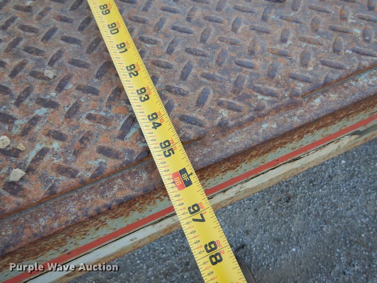 image for item JJ9780 2001 Interstate  equipment trailer