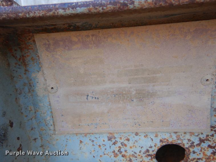 image for item JJ9780 2001 Interstate  equipment trailer