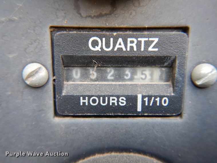 image for item JJ9799 Onan 20ES  generator