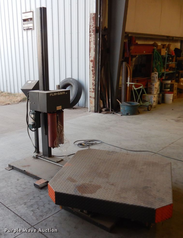 image for item JJ9826 Infrapak HP8EZ  automatic shrink wrap machine