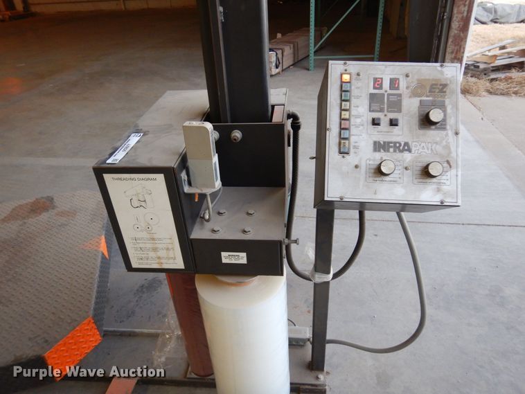 image for item JJ9826 Infrapak HP8EZ  automatic shrink wrap machine