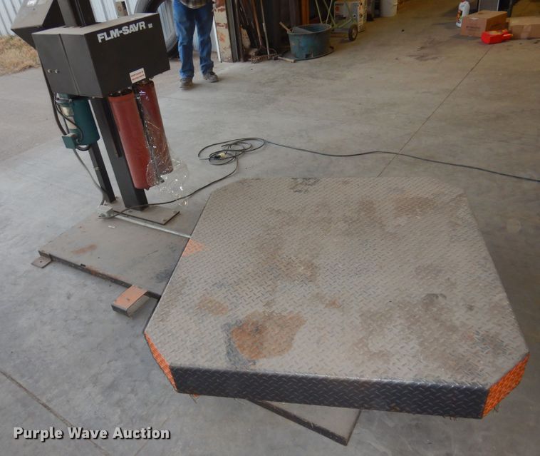 image for item JJ9826 Infrapak HP8EZ  automatic shrink wrap machine