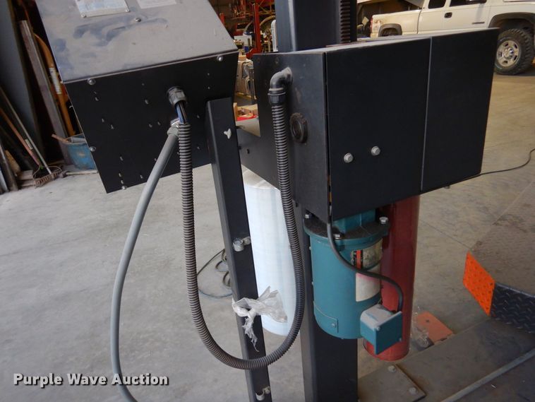 image for item JJ9826 Infrapak HP8EZ  automatic shrink wrap machine