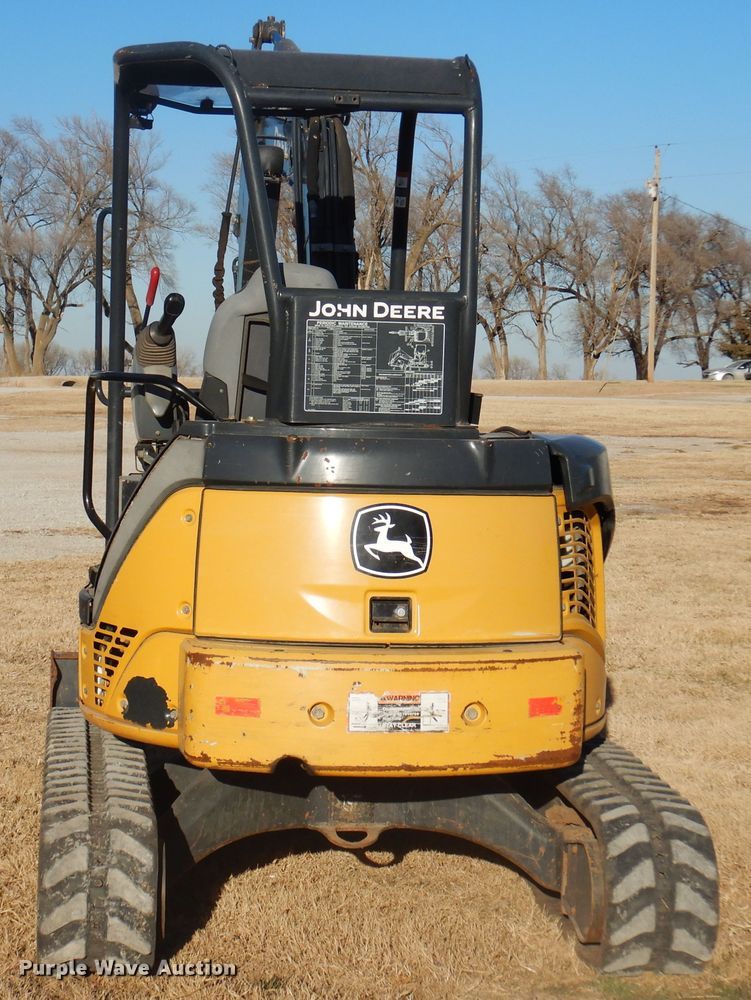 image for item JJ9833 2012 John Deere 35D  mini excavator