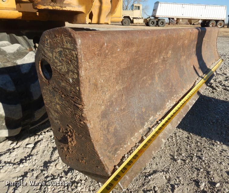 image for item JJ9833 2012 John Deere 35D  mini excavator