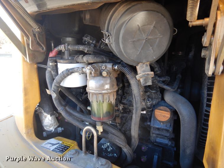 image for item JJ9833 2012 John Deere 35D  mini excavator