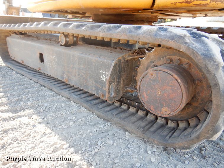 image for item JJ9833 2012 John Deere 35D  mini excavator