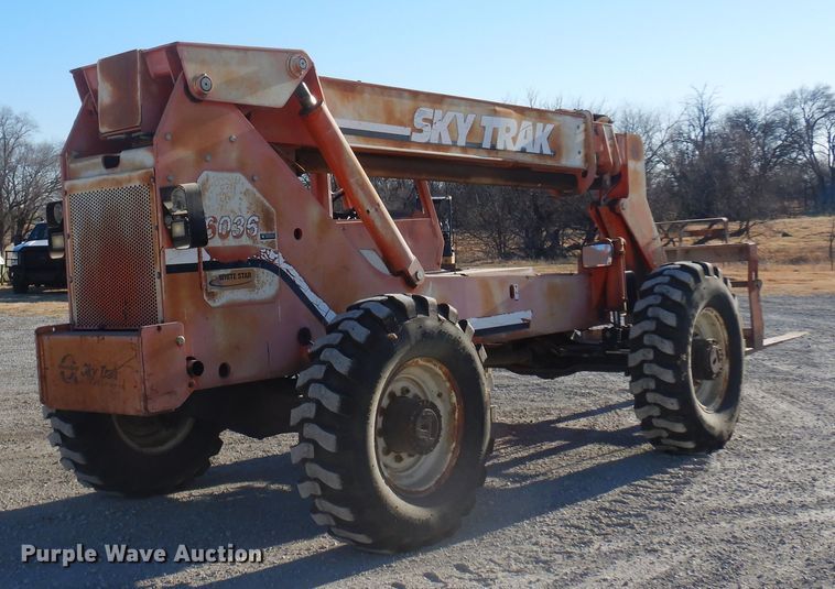 image for item JJ9835 2000 SkyTrak 6036  telehandler