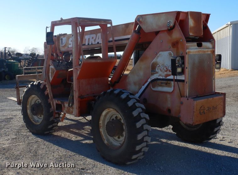 image for item JJ9835 2000 SkyTrak 6036  telehandler