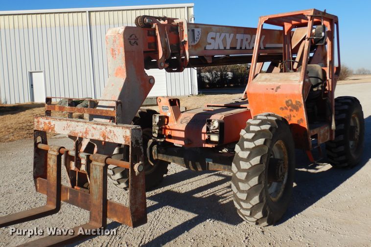 image for item JJ9835 2000 SkyTrak 6036  telehandler