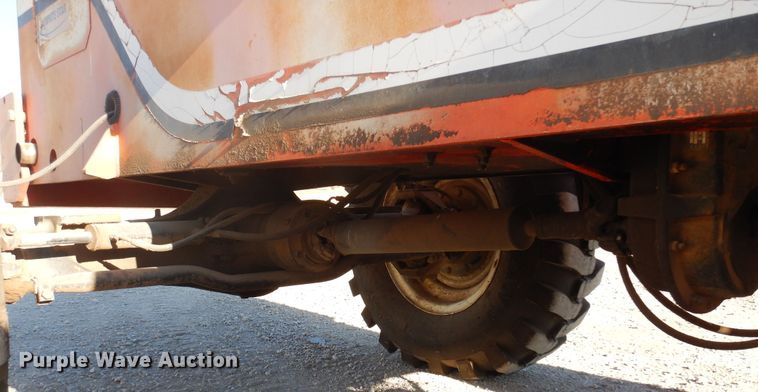 image for item JJ9835 2000 SkyTrak 6036  telehandler