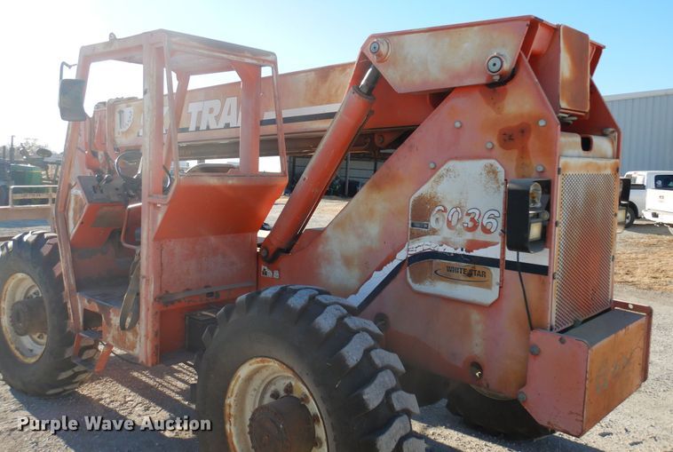 image for item JJ9835 2000 SkyTrak 6036  telehandler