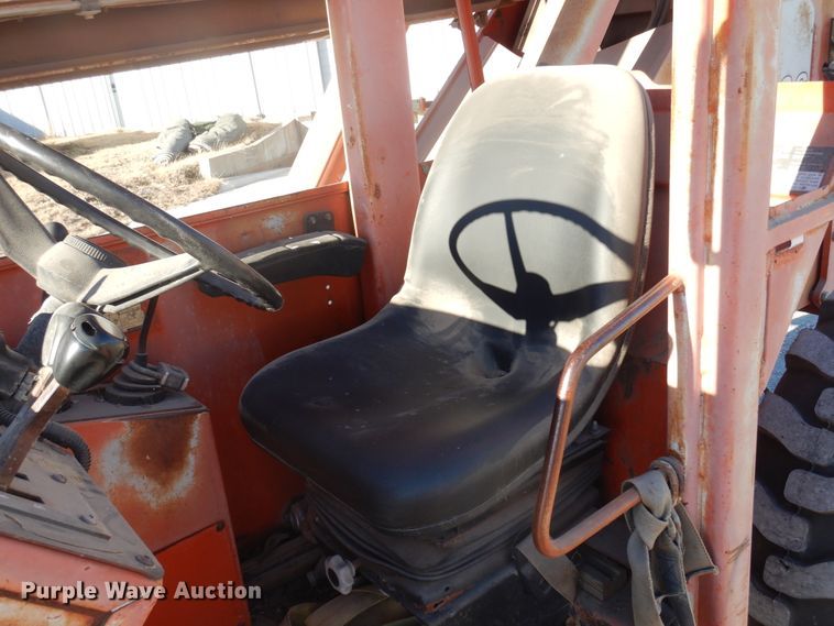 image for item JJ9835 2000 SkyTrak 6036  telehandler