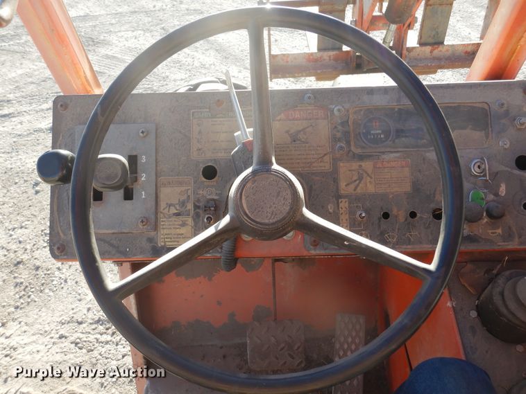 image for item JJ9835 2000 SkyTrak 6036  telehandler