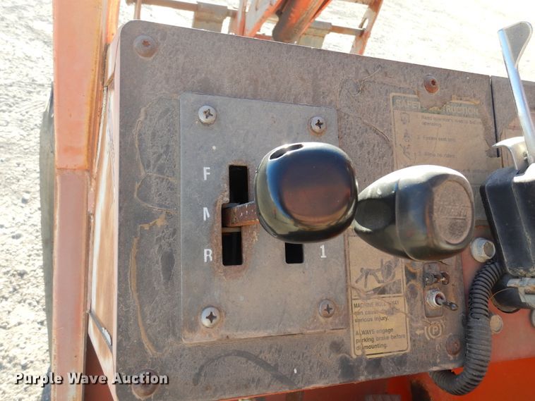 image for item JJ9835 2000 SkyTrak 6036  telehandler