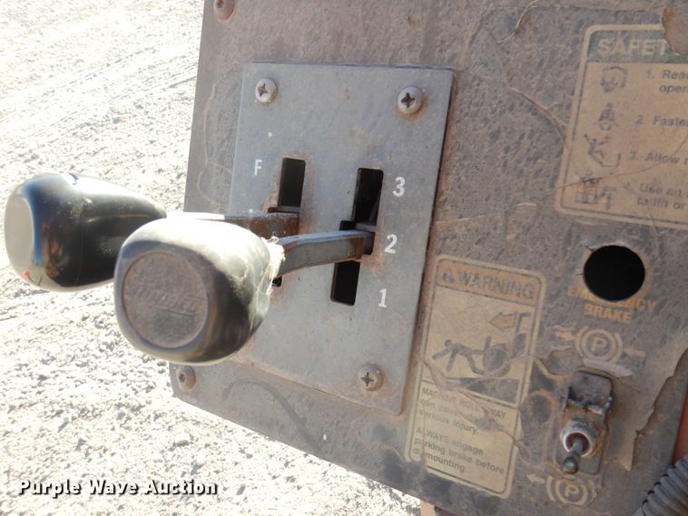 image for item JJ9835 2000 SkyTrak 6036  telehandler