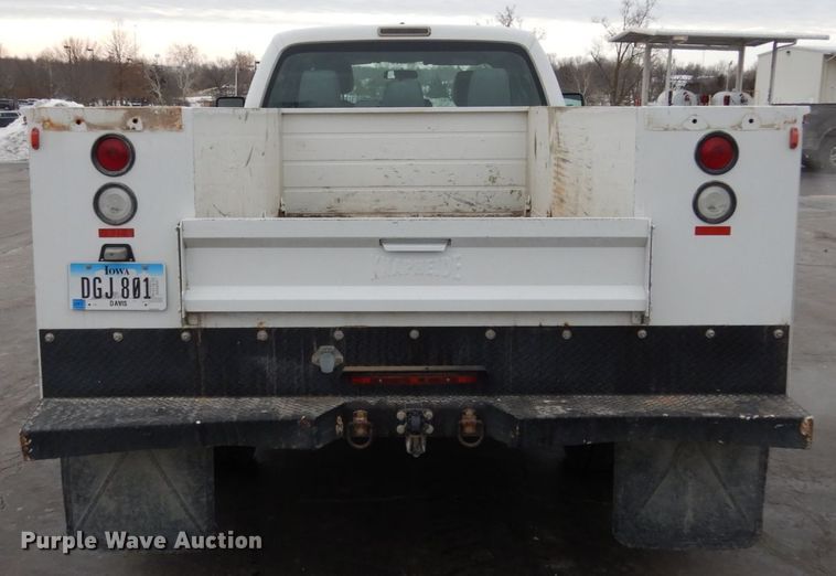 image for item JK9851 2015 Ford F450 Super Duty XL  Crew Cab utility / service truck