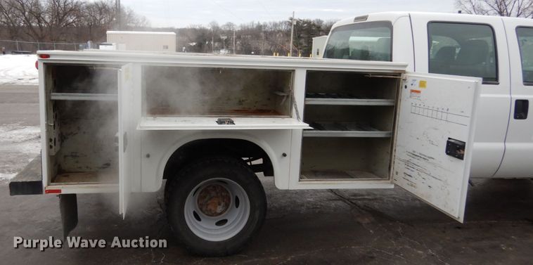 image for item JK9851 2015 Ford F450 Super Duty XL  Crew Cab utility / service truck