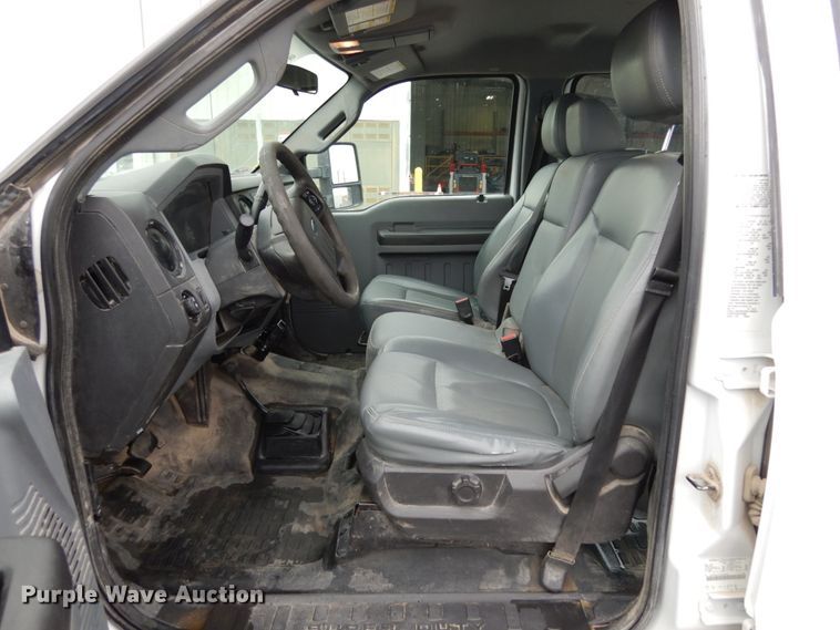 image for item JK9851 2015 Ford F450 Super Duty XL  Crew Cab utility / service truck