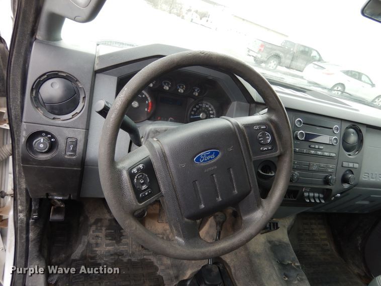 image for item JK9851 2015 Ford F450 Super Duty XL  Crew Cab utility / service truck