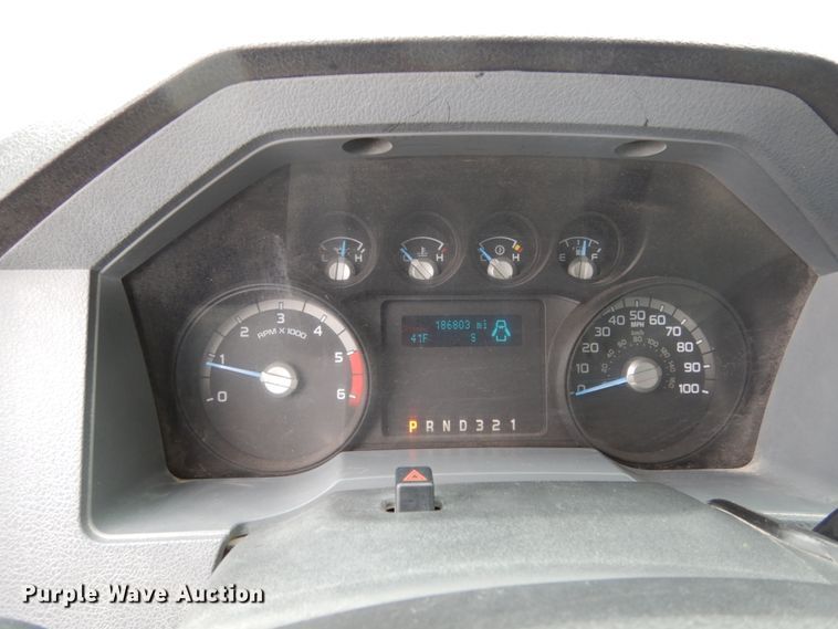 image for item JK9851 2015 Ford F450 Super Duty XL  Crew Cab utility / service truck