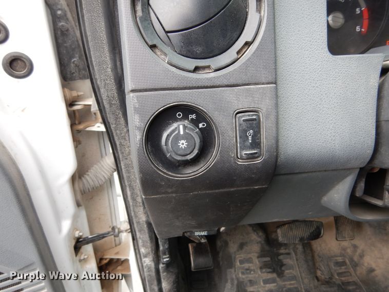 image for item JK9851 2015 Ford F450 Super Duty XL  Crew Cab utility / service truck