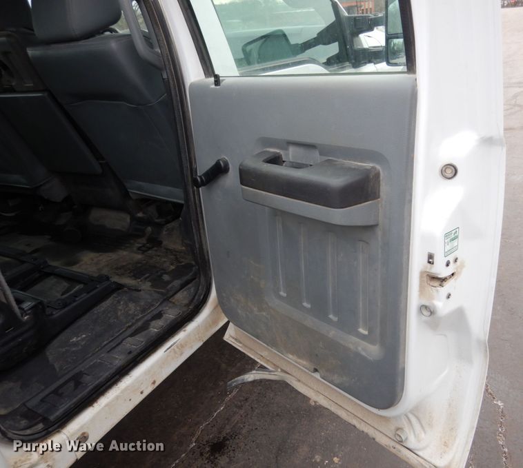 image for item JK9851 2015 Ford F450 Super Duty XL  Crew Cab utility / service truck