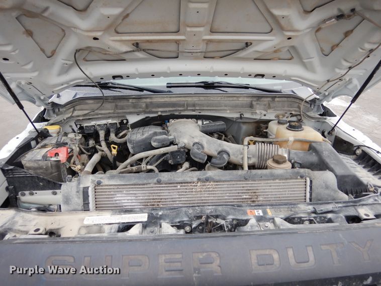 image for item JK9851 2015 Ford F450 Super Duty XL  Crew Cab utility / service truck