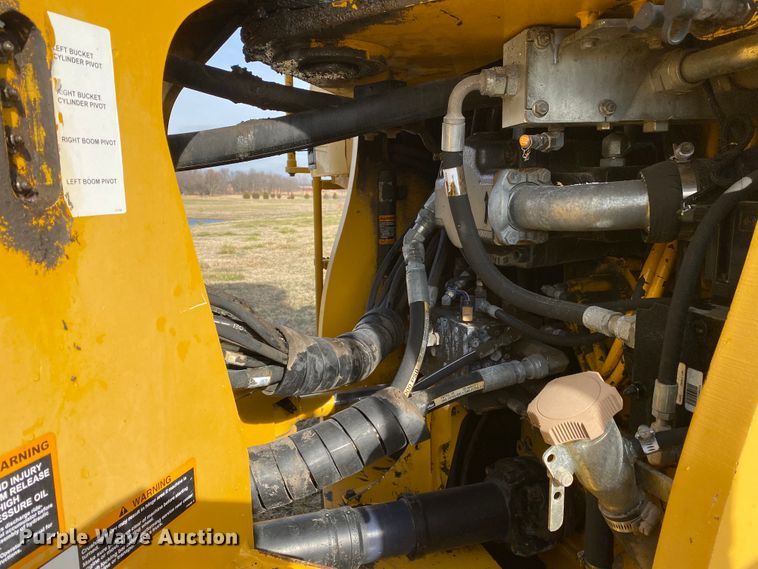 image for item JN9135 2011 John Deere 844K  wheel loader