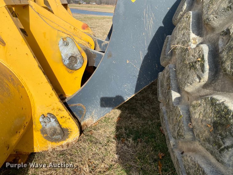 image for item JN9135 2011 John Deere 844K  wheel loader