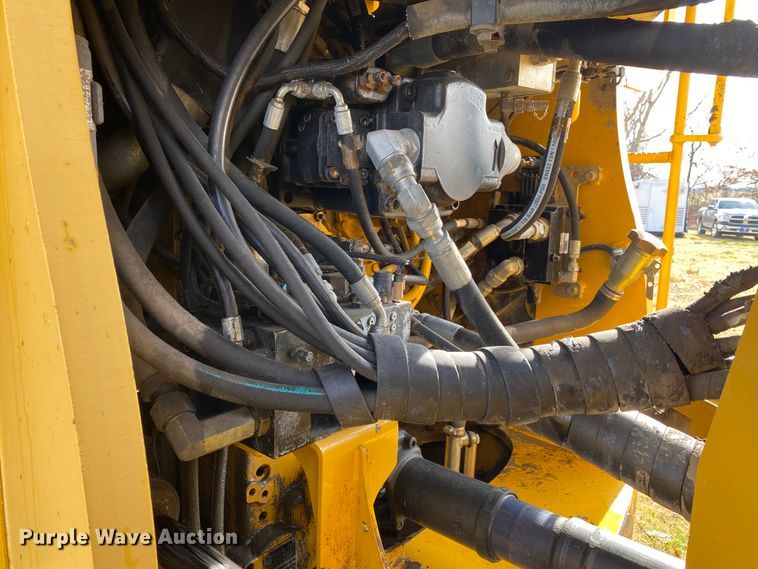 image for item JN9135 2011 John Deere 844K  wheel loader