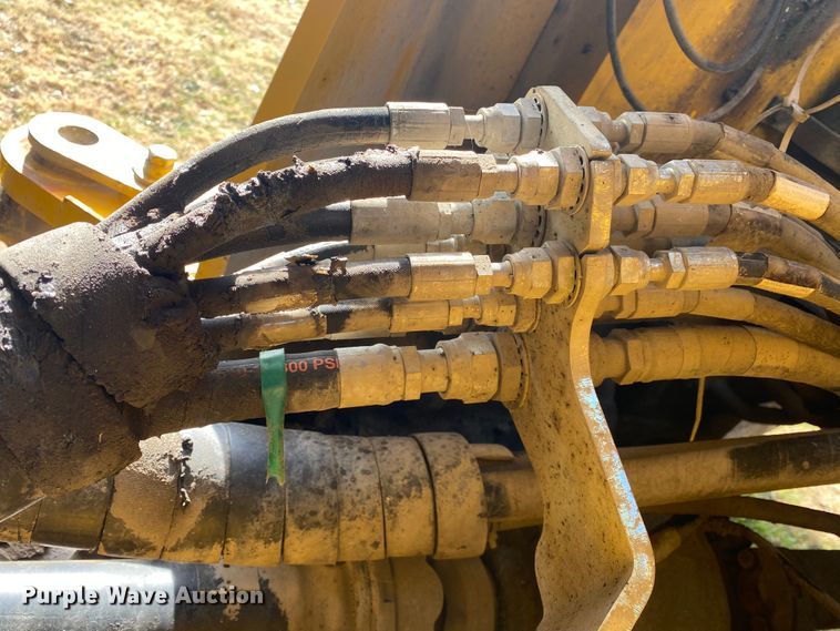 image for item JN9135 2011 John Deere 844K  wheel loader