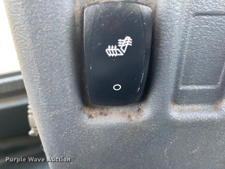 image for item JN9135 2011 John Deere 844K  wheel loader