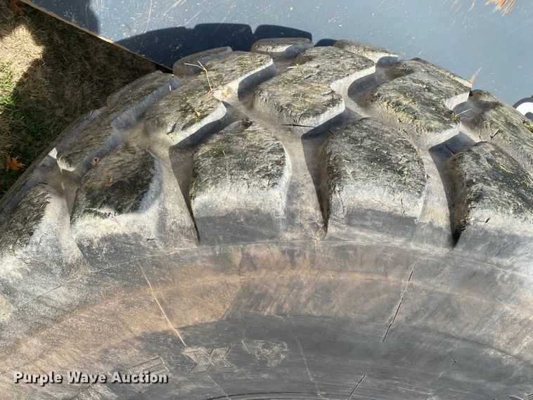 image for item JN9135 2011 John Deere 844K  wheel loader