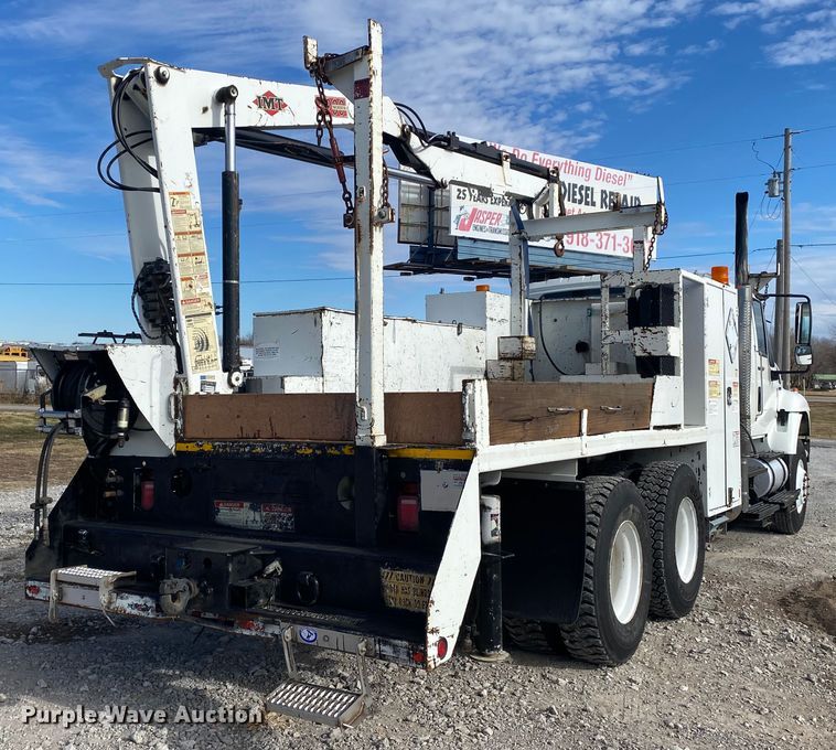 image for item JN9138 2009 International WorkStar 7400  crane truck