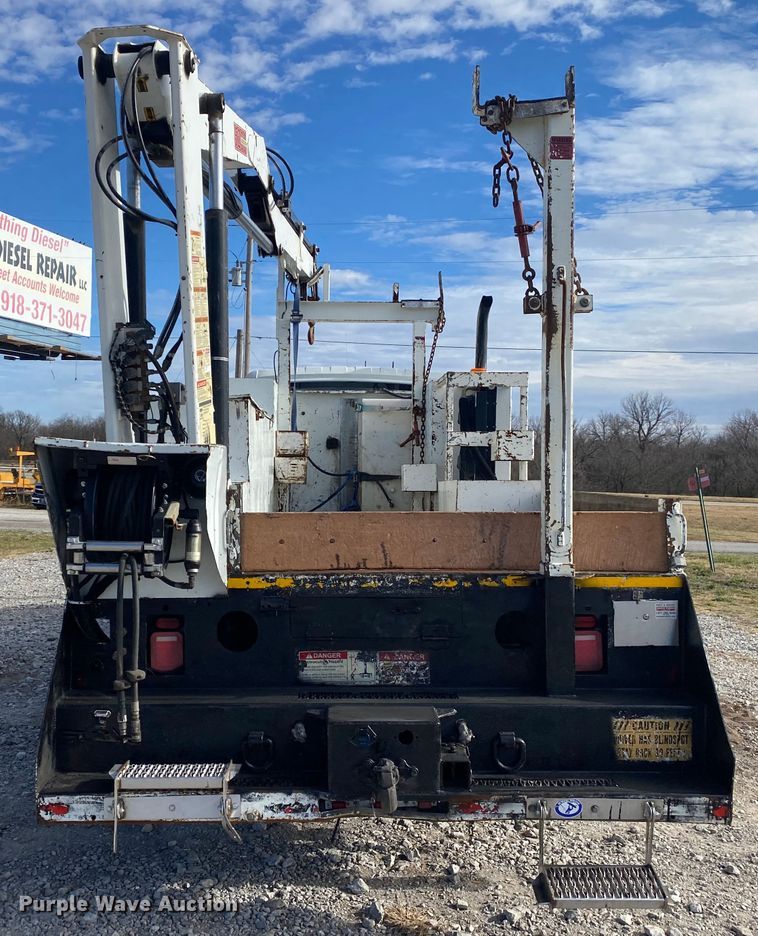 image for item JN9138 2009 International WorkStar 7400  crane truck