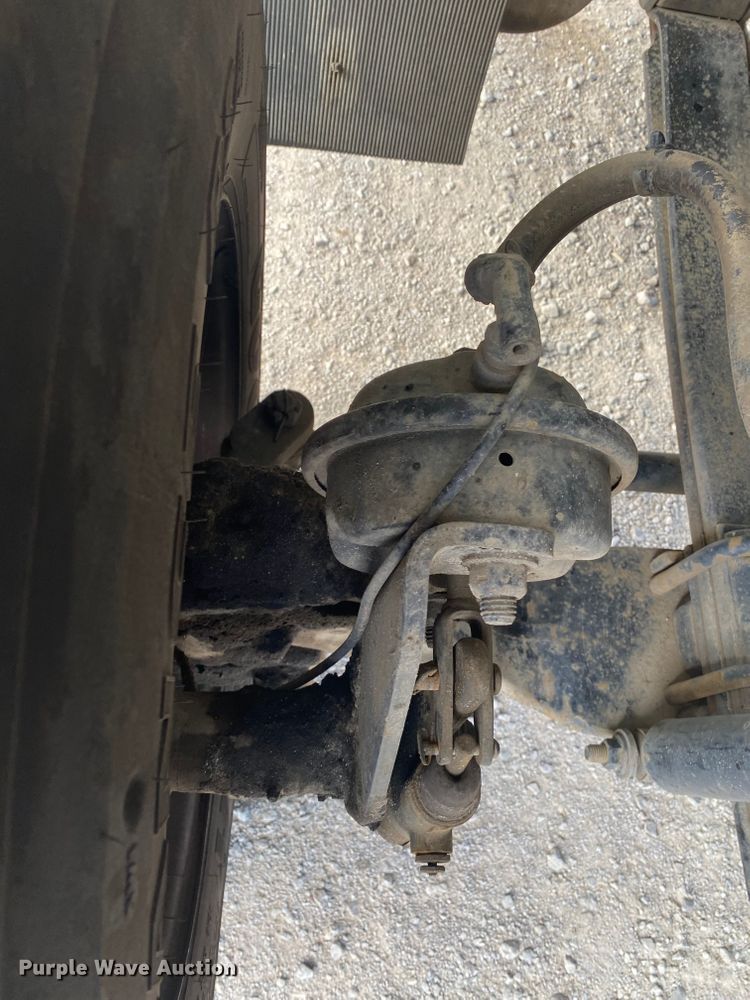 image for item JN9138 2009 International WorkStar 7400  crane truck