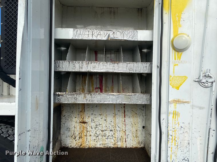 image for item JN9138 2009 International WorkStar 7400  crane truck