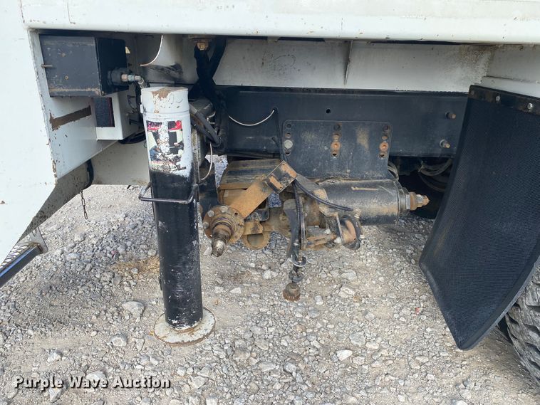 image for item JN9138 2009 International WorkStar 7400  crane truck