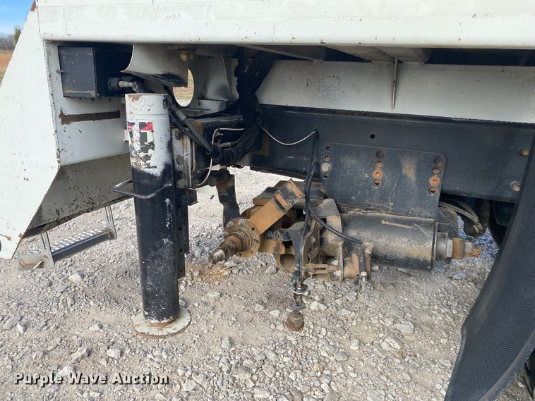 image for item JN9138 2009 International WorkStar 7400  crane truck