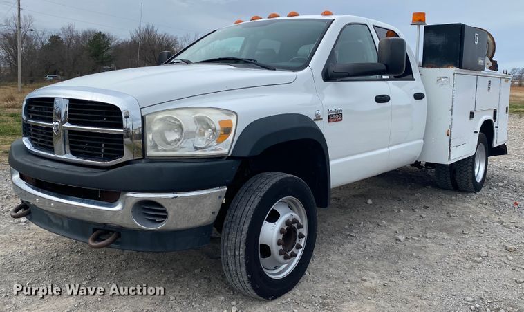 image for item JN9142 2008 Dodge Ram 5500HD  Quad Cab utility / service truck