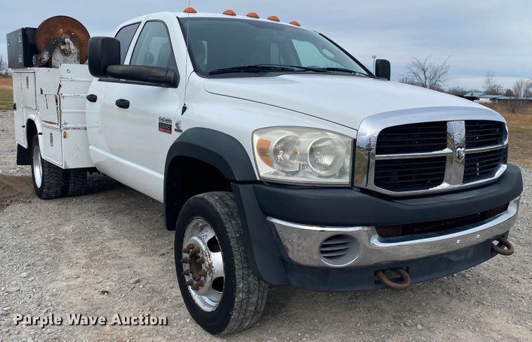 image for item JN9142 2008 Dodge Ram 5500HD  Quad Cab utility / service truck