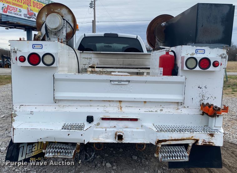 image for item JN9142 2008 Dodge Ram 5500HD  Quad Cab utility / service truck