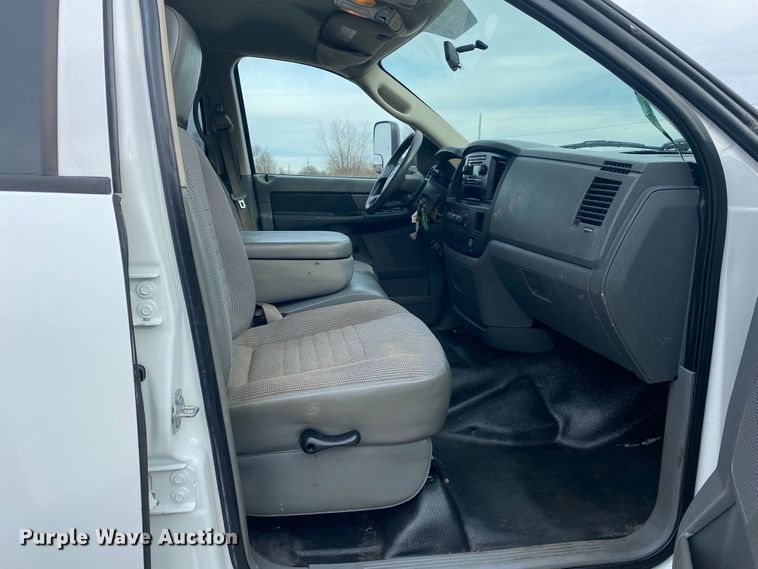 image for item JN9142 2008 Dodge Ram 5500HD  Quad Cab utility / service truck