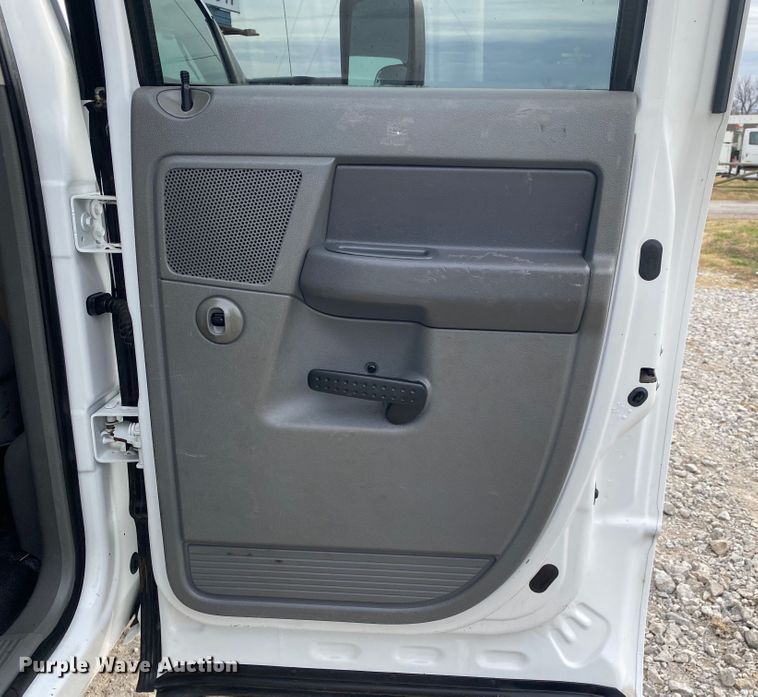 image for item JN9142 2008 Dodge Ram 5500HD  Quad Cab utility / service truck