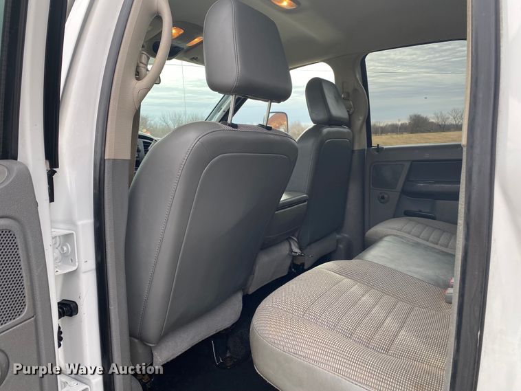 image for item JN9142 2008 Dodge Ram 5500HD  Quad Cab utility / service truck