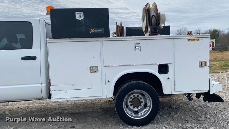 image for item JN9142 2008 Dodge Ram 5500HD  Quad Cab utility / service truck