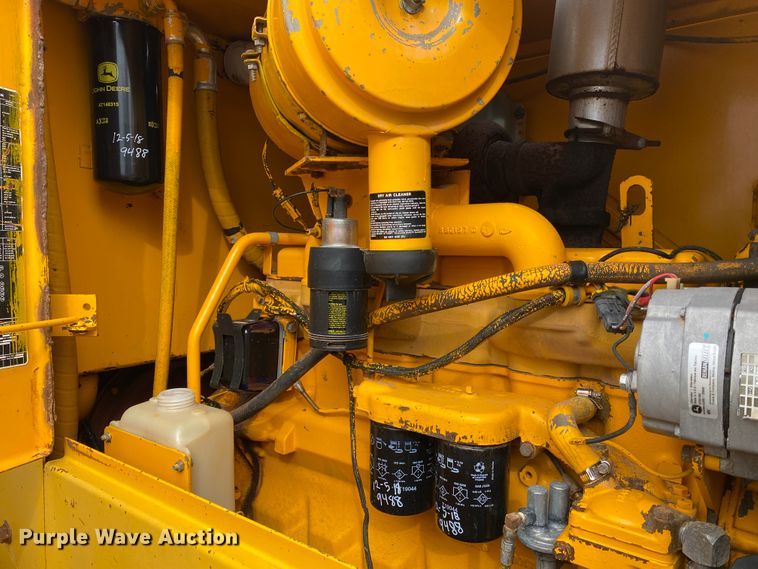 image for item JN9145 1989 John Deere 624E  wheel loader