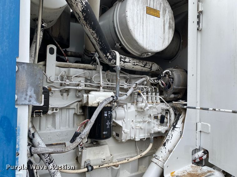 image for item JN9146 2000 John Deere 770C  motor grader