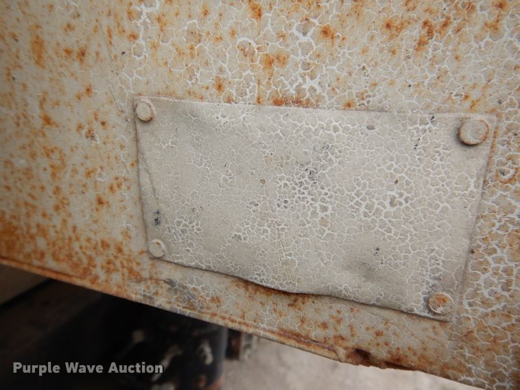 image for item KA9391 2000 Mack RD690S  dump truck